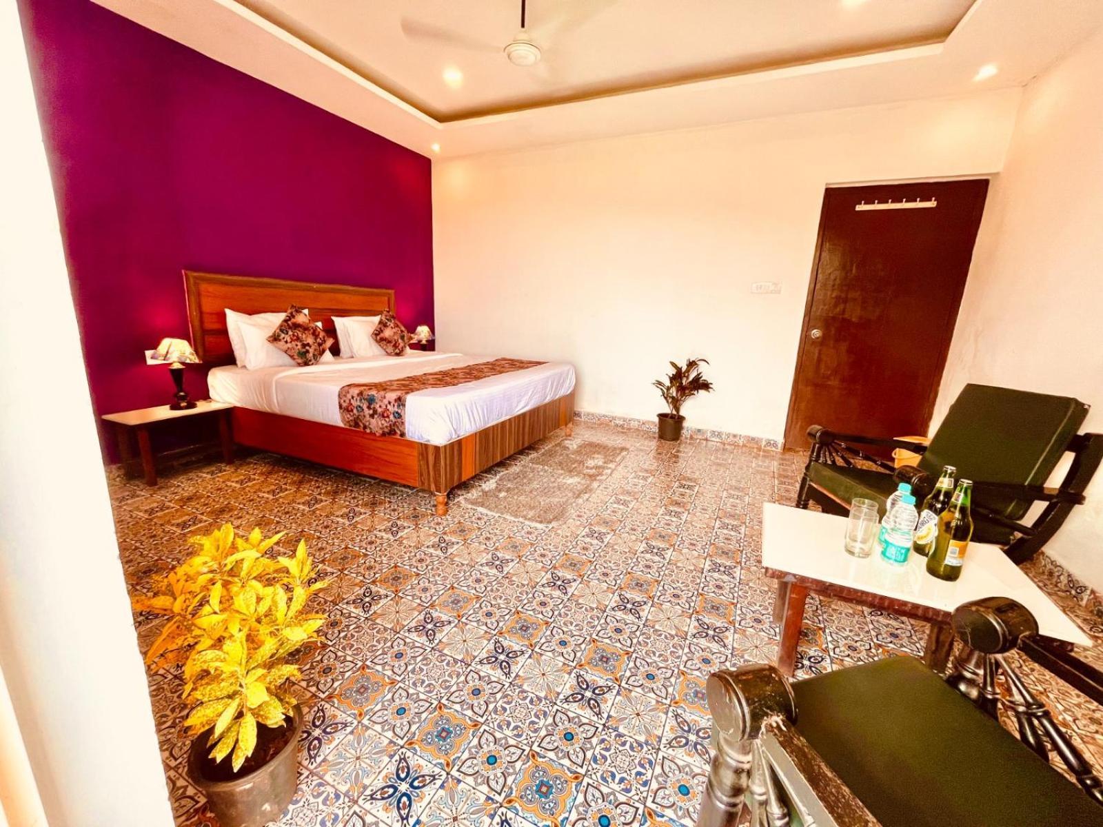 Hotel The Golden Inn -- Studio Rooms -Special For Families, Corporate, Groups, Couples GOA Exterior foto